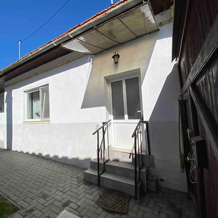 Elisaveta'S Retreat. Come To Feel The Tranquility! Rîşnov Kültér fotó